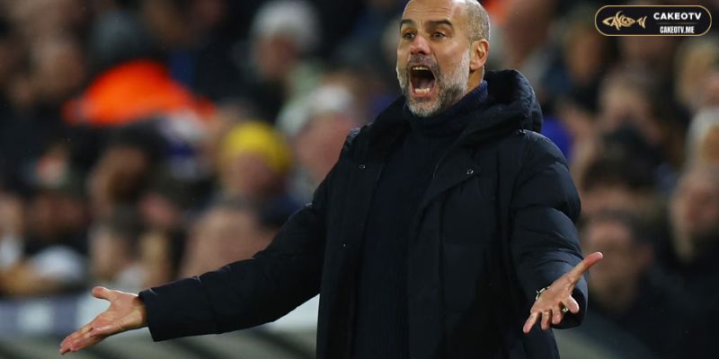HLV Pep Guardiola là người cực kỳ nghiêm khắc với cầu thủ giúp họ phần nào không mắc bệnh ngôi sao
